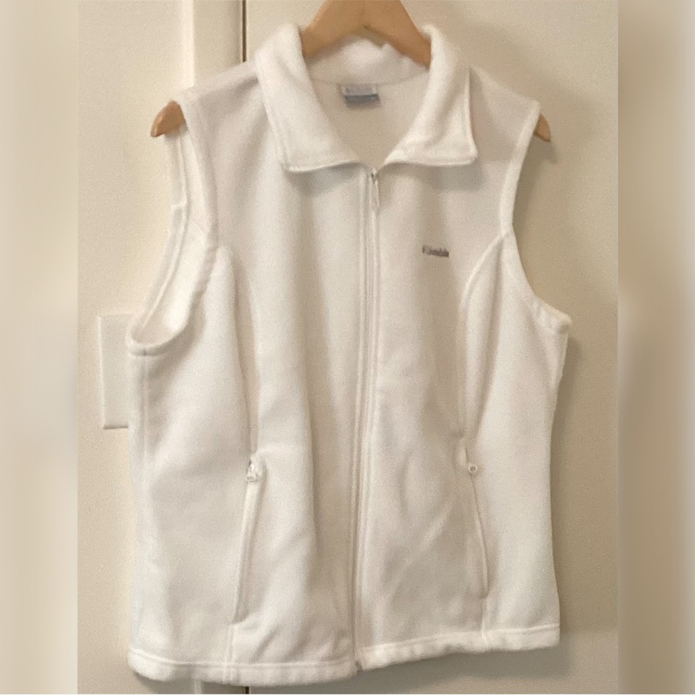 Columbia White Fleece Full-Zip Women's Vest